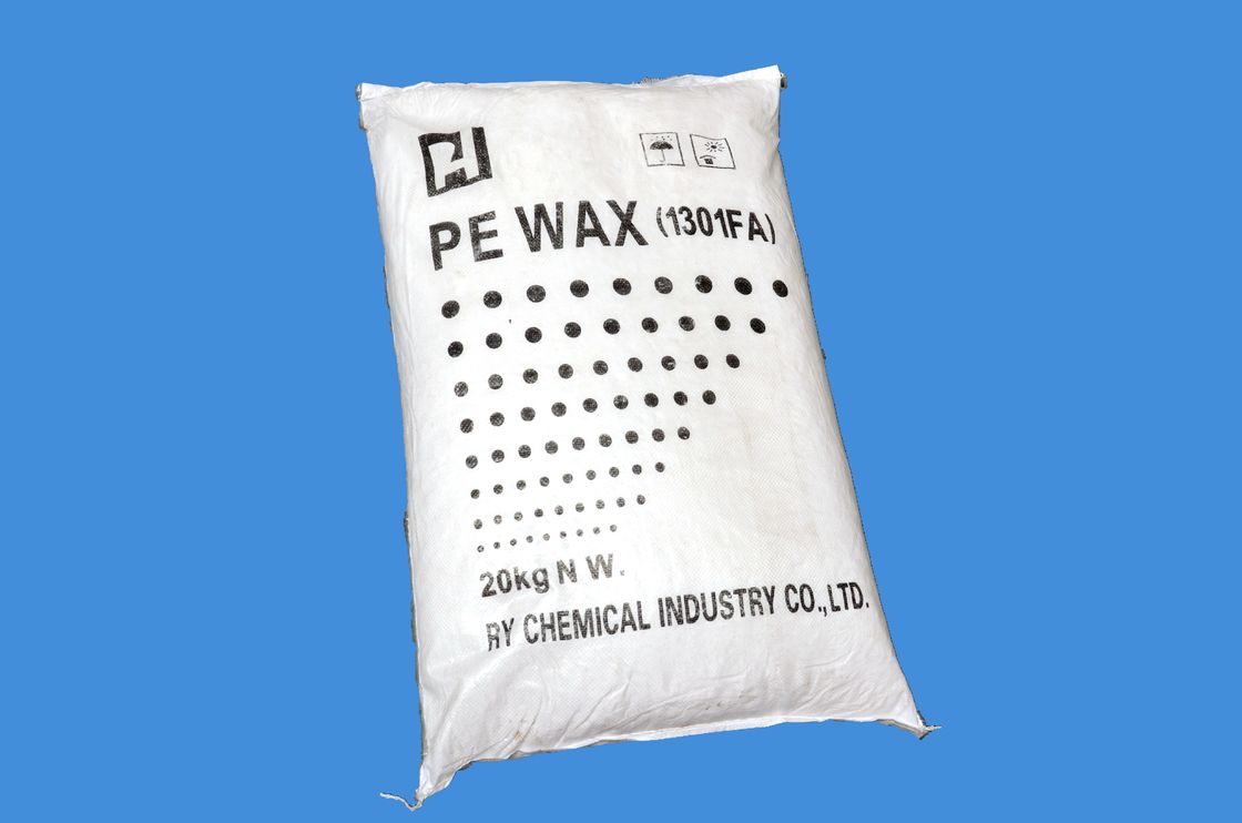 PE Wax PVC Granulating Lubricant With Good Wetting Effect White Flake
